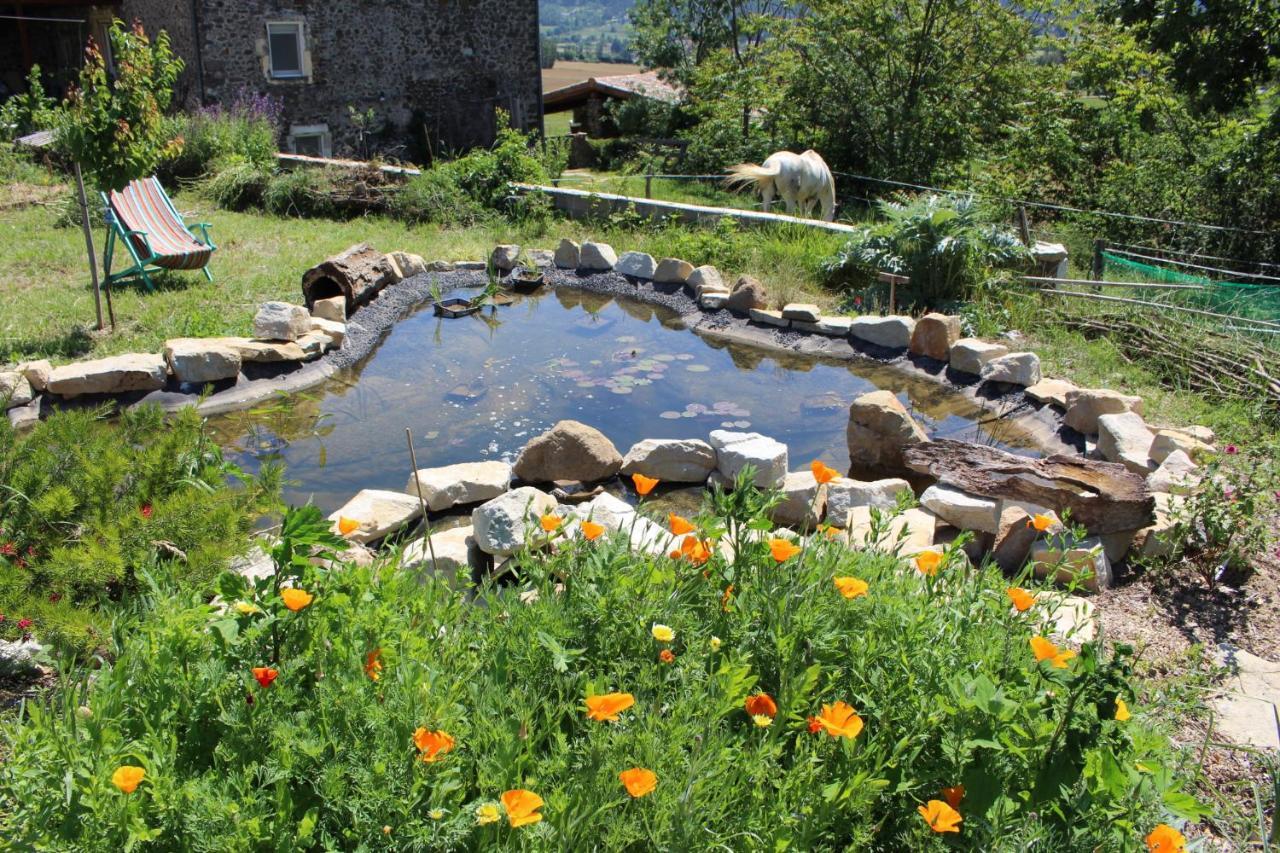 L'Attrape Reve Insolite Saint-Vincent-de-Barres Eksteriør bilde